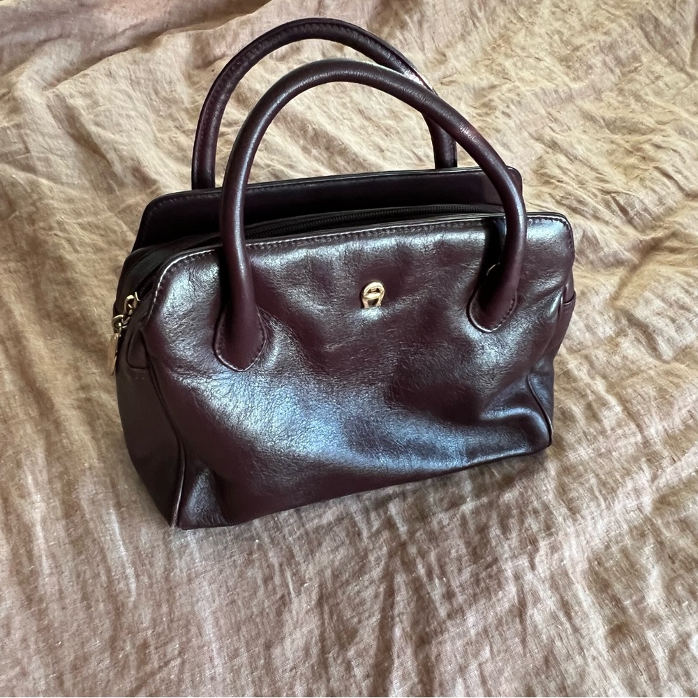 1990's 'Etienne Aigner' Small Burgundy Leather Hand Bag